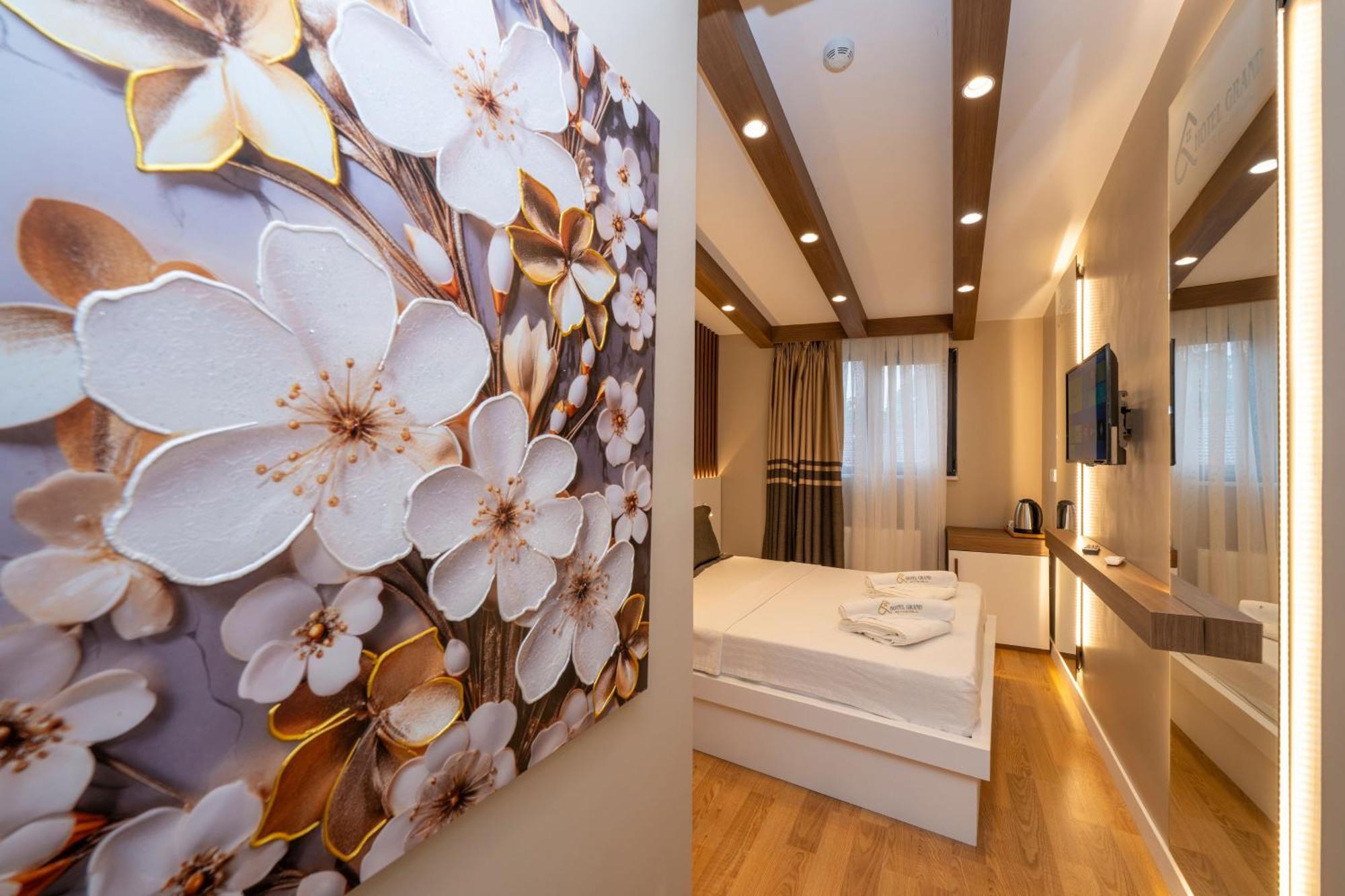 Hotel Grand Istanbul Exterior foto